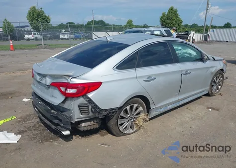 2016 Hyundai Sonata Sport z USA, uszkodzony, nr VIN 5NPE34AF3GH399331